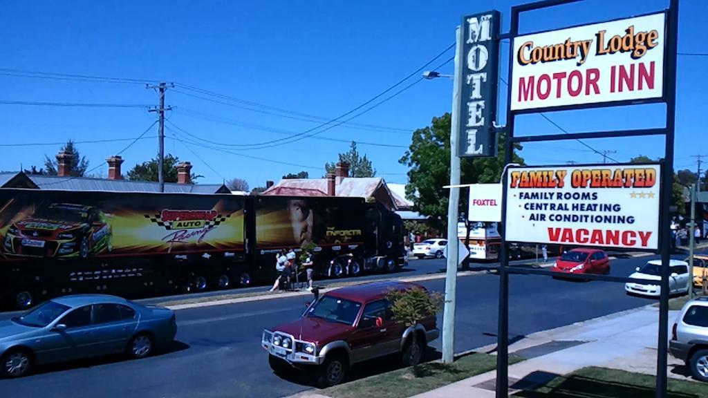 Country Lodge Motor Inn Bathurst Exterior photo