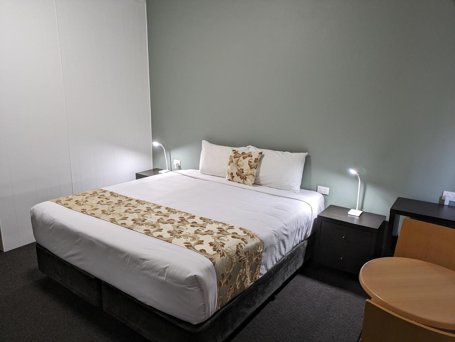 Country Lodge Motor Inn Bathurst Exterior photo