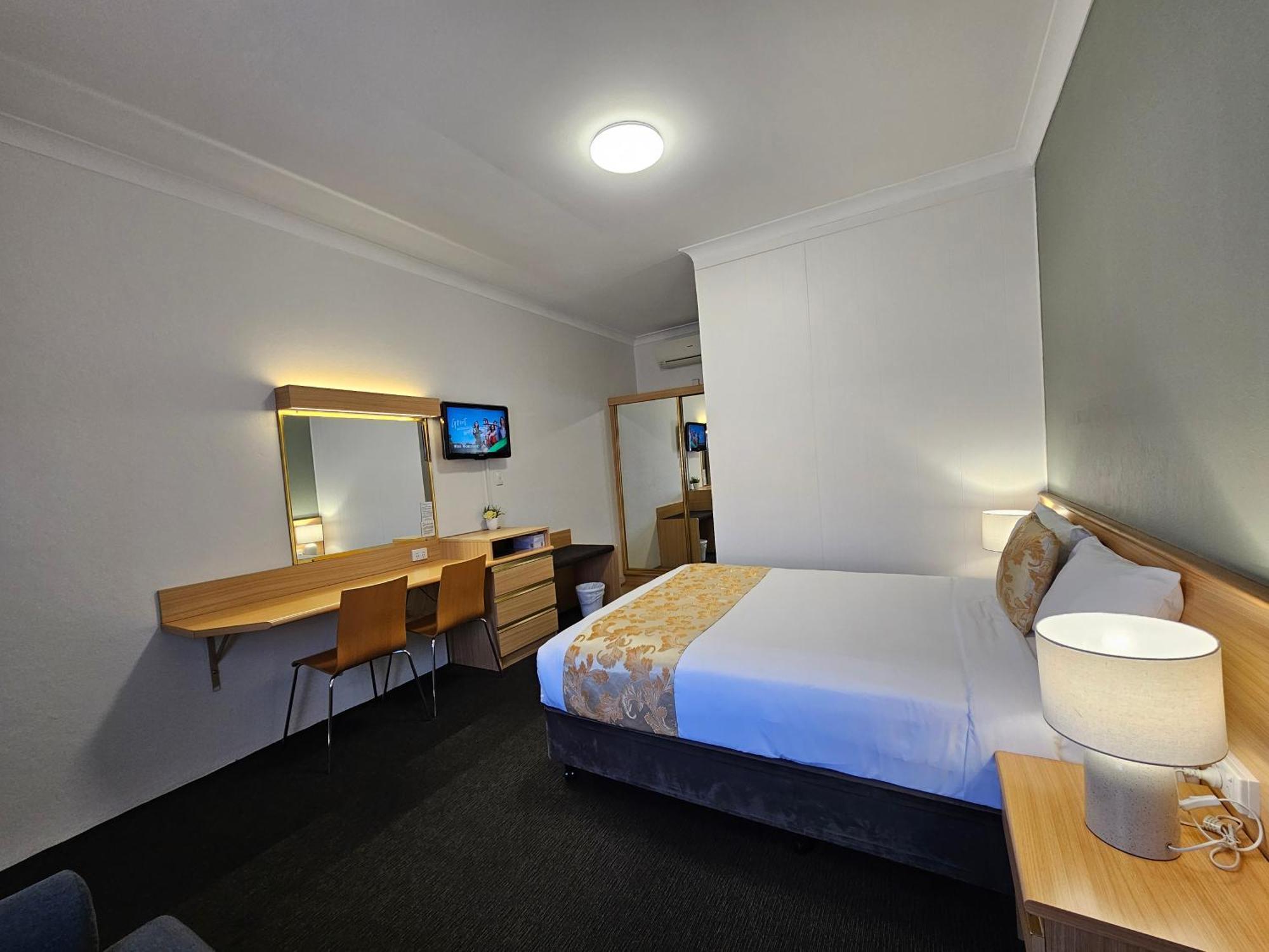 Country Lodge Motor Inn Bathurst Exterior photo
