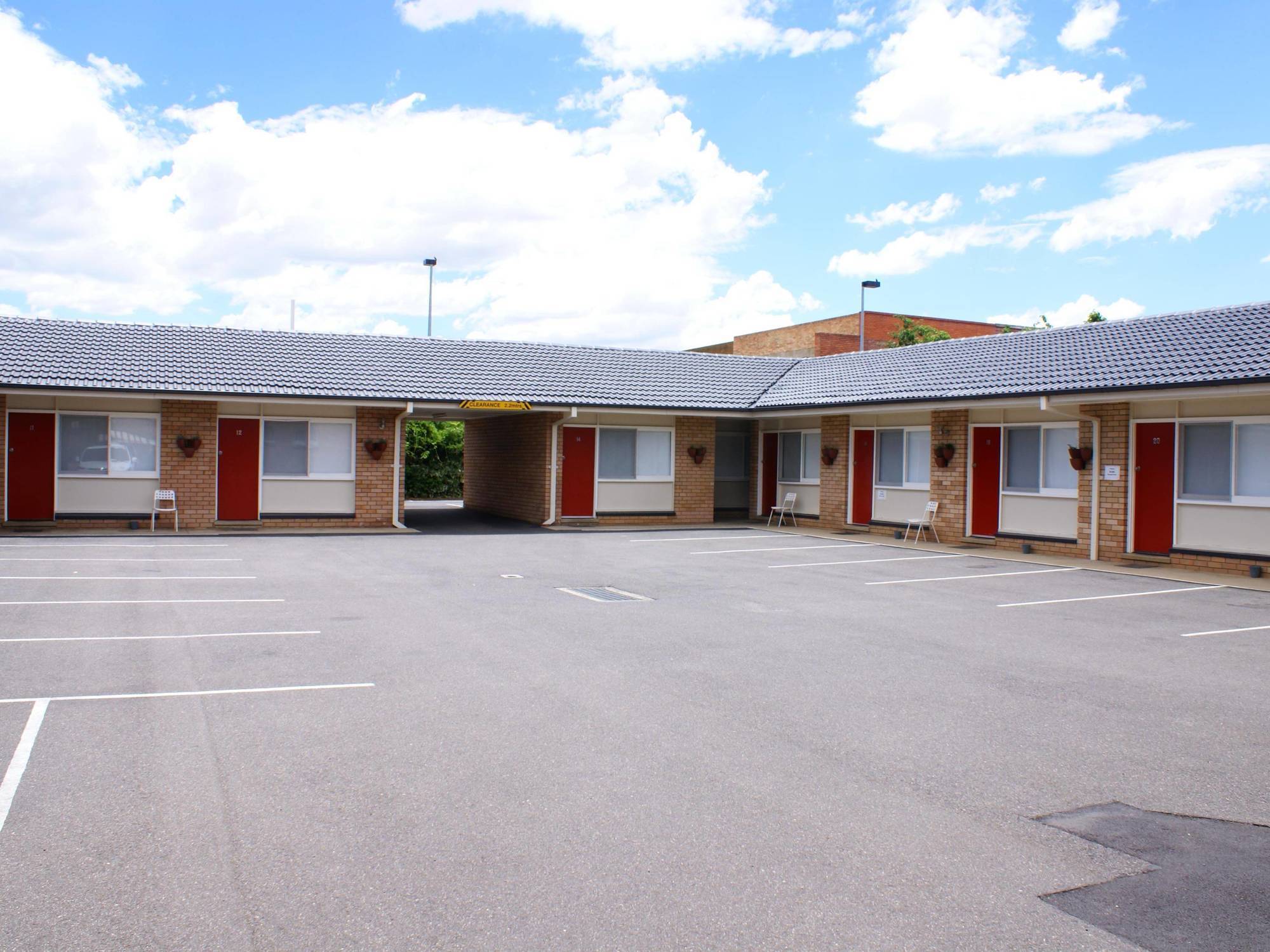 Country Lodge Motor Inn Bathurst Exterior photo